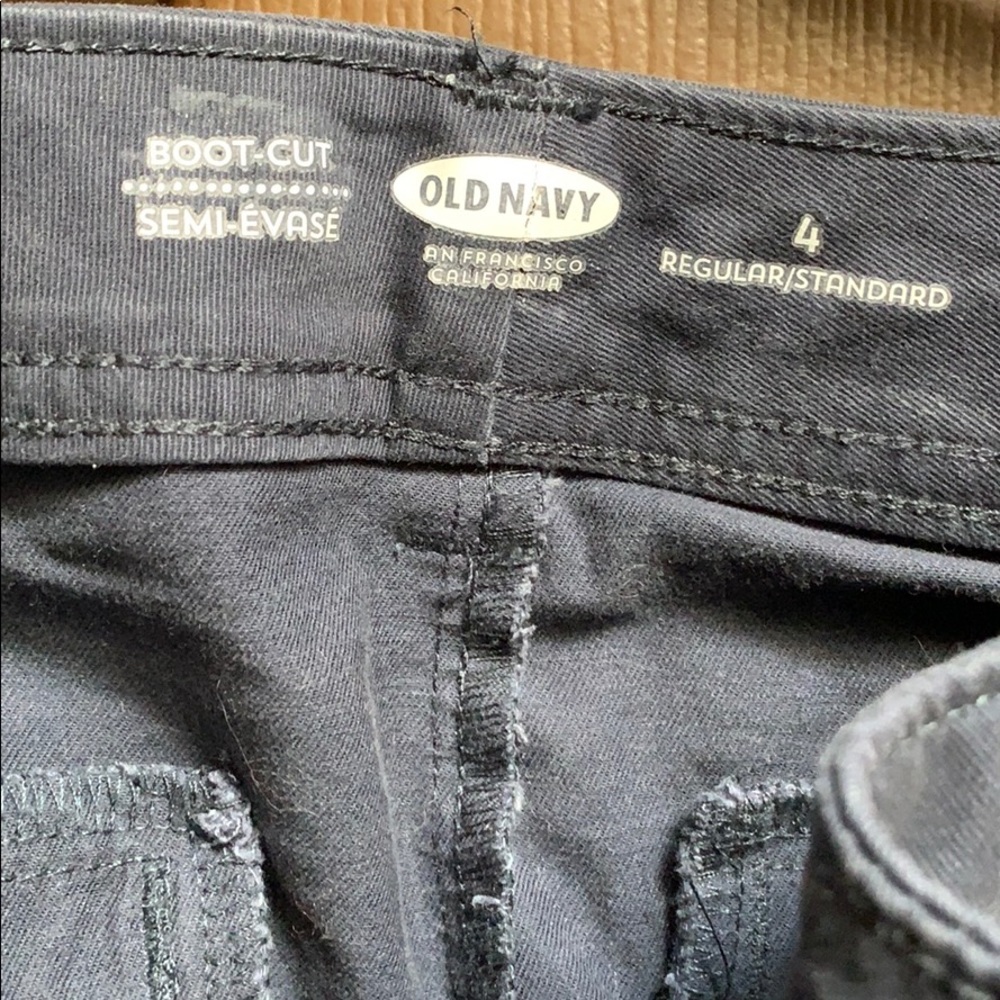 Old Navy-pants - Picture 2 of 3